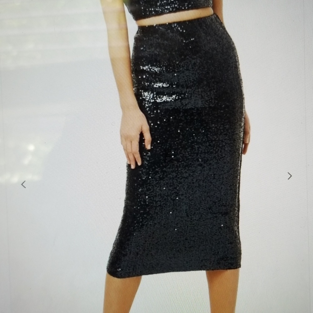 Sequin midi skirt new M